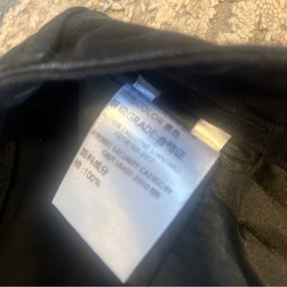 11KN Black Cargo Pants Size medium Stars Pass By Leave Traces Puzzles - Picture 10 of 14